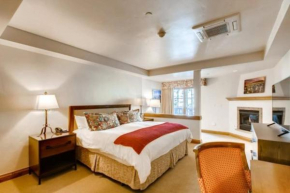 Vail Village King Hotel Room